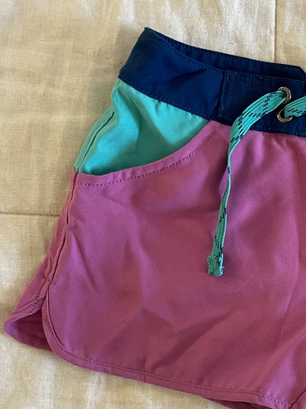 Patagonia Forries Shorey Board Shorts size 6